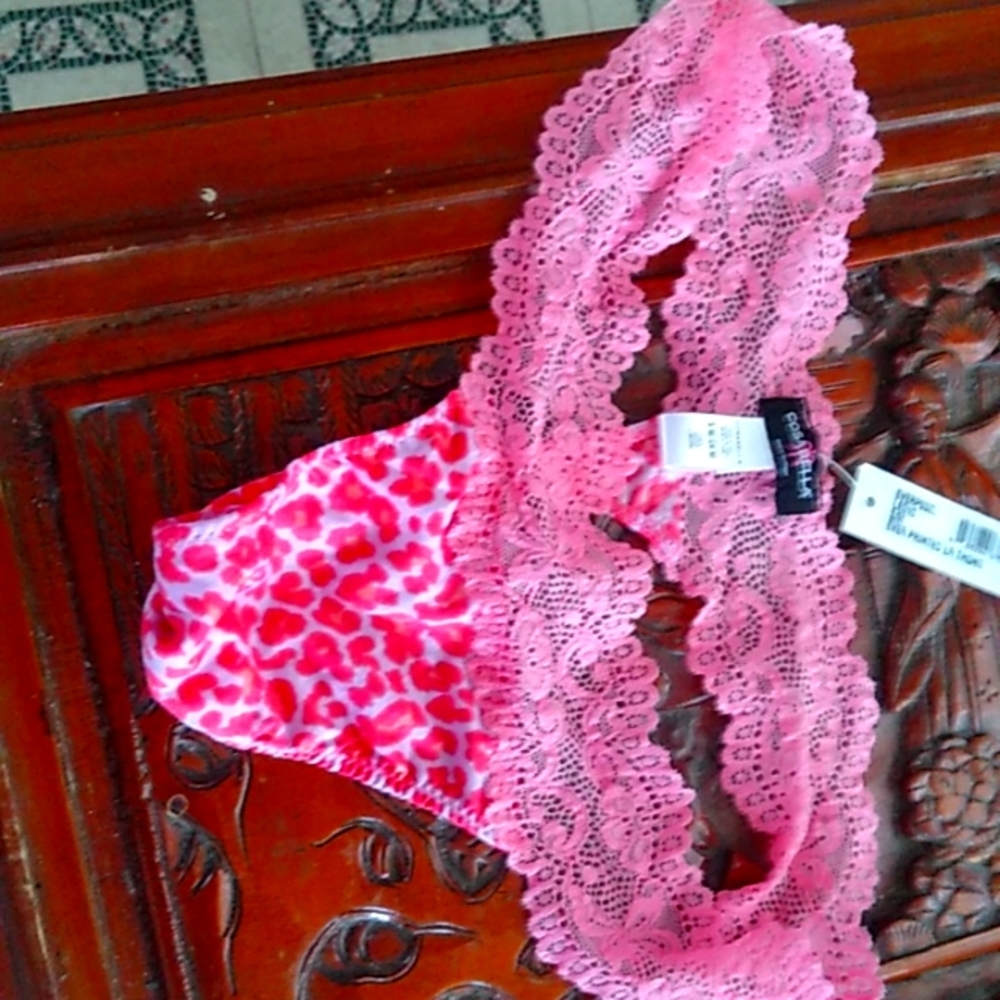 Cosabella pink leopard print thong, size s/m.